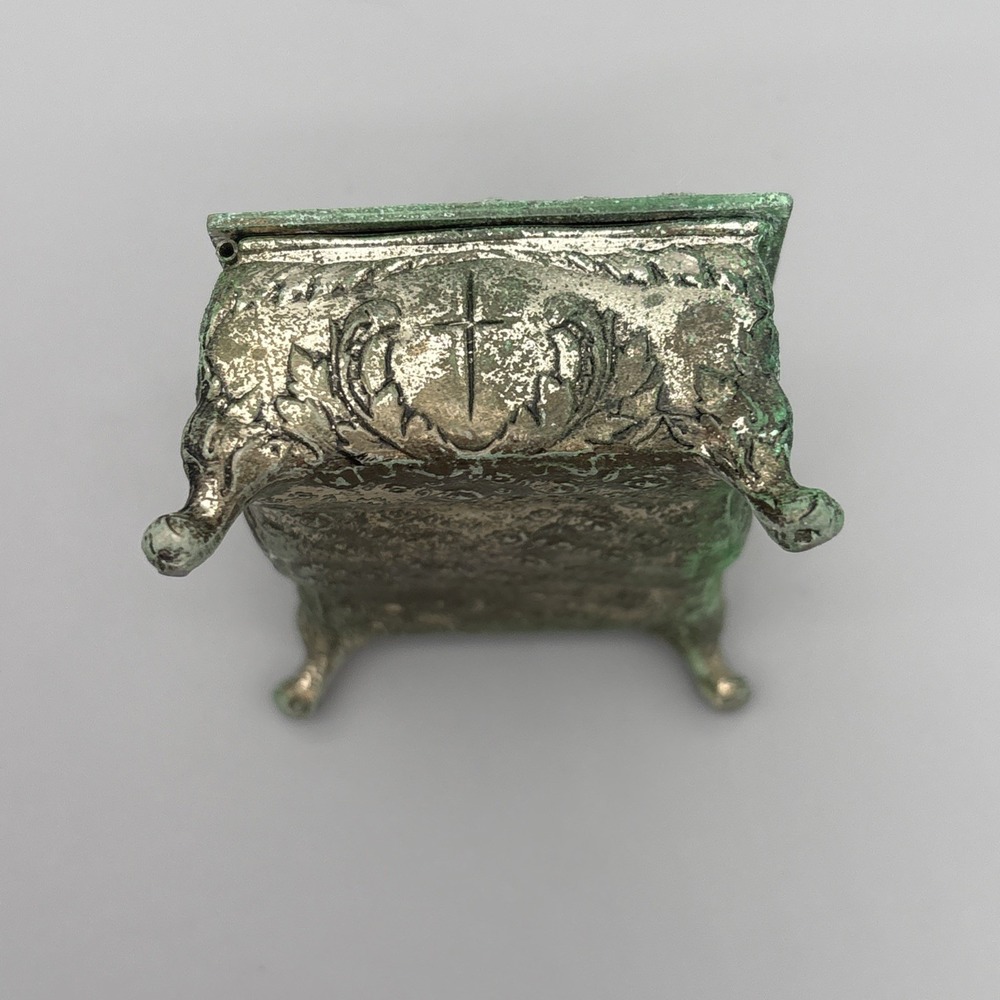 Vintage Metal Jewelry Box Trinket Footed Velvet Lining Cross Religious Patina - Picture 10 of 13